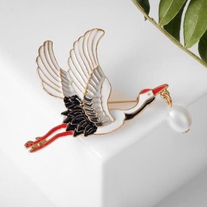 Брошь "Аист" с жемчугом, цветной, цвет золотистый