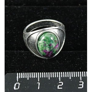 Кольцо с цоизитом, овал 14х10мм, литое широкое, цвет родиум р-р 17.5