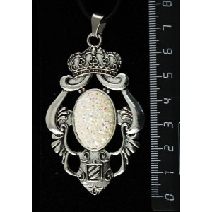 Кулон c кабошоном из пластика "щетка кристаллов", цвет белый, овал 25х18мм, оправа "императрица"