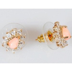Серьги с кораллом "Капля в цирконах", позолота с родированием Серьги с кораллом "Капля в цирконах", позолота с родированием