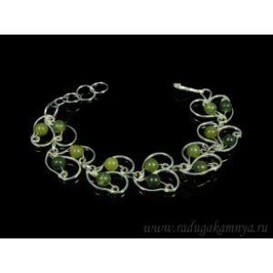 Браслет нефрит в посеребрении, 16см.