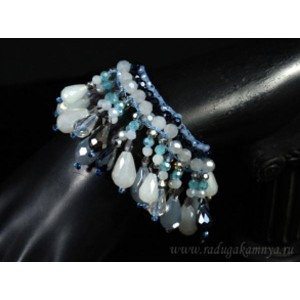 Браслет ручной работы "Лето" с цирконом, цвет  серо-голубой, 19см