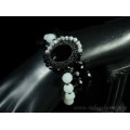 Браслет ручной работы 3нити с цирконом цвет черно-белый