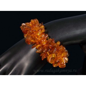 Браслет янтарный облепиха св.коньячный Браслет янтарный облепиха св.коньячный