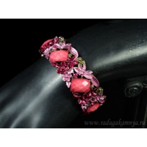 Браслет с муранским стеклом цвет розовый.