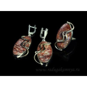 Кольцо и серьги из авантюрина