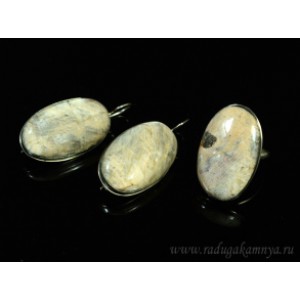 Кольцо и серьги солнечный камень Кольцо и серьги солнечный камень