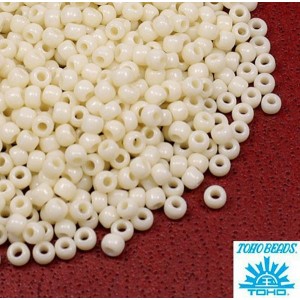Бисер TOHO №11 цвет 0051 кремовый глянцевый ЯПОНИЯ пакет 10 граммов