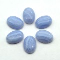 Кабошон из агата голубого (сапфирин) 12*16*6мм