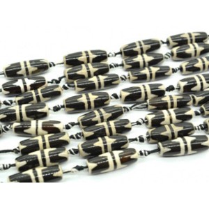 Бусины Дзи "Зубы Тигра" из агата бочонок 9*30мм, цв.черно-белый, 37см, 10 бусин