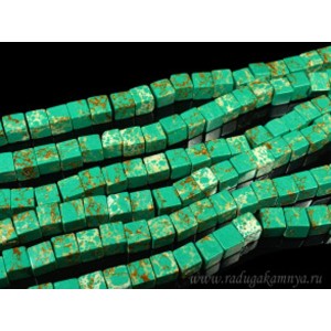 Бусины из варисцита (иск.) кубик 9-10мм, цвет  мятный, 38,5см, 38 бусин