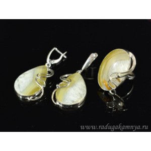 Кольцо и серьги с агатом