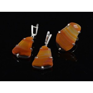 Кольцо и серьги с агатом