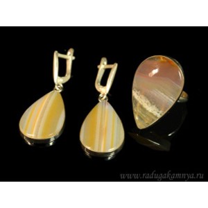 Кольцо и серьги с агатом Кольцо и серьги с агатом