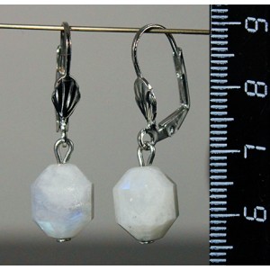 Серьги лунный камень (беломорит), бочонок 12х10мм огранка Серьги лунный камень (беломорит), бочонок 12х10мм огранка