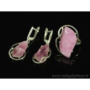 Кольцо и серьги из турмалина