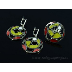 Кольцо и серьги мозаика круг, яшма, лизардит и кахолонг, 31мм. Кольцо и серьги мозаика круг, яшма, лизардит и кахолонг, 31мм.