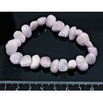 Браслет из кунцита, галтовка на резинке