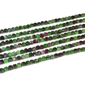 Бусины из цоизита (нат.) кубик гр.6мм, 38см, 72 бусины