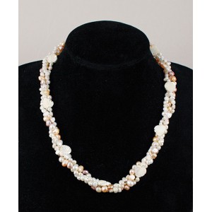 Бусы из жемчуга барокко с листиками белыми из перламутра, жгут 3 нити, цвет белый, кремовый, микс