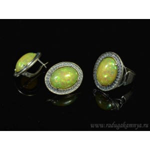 Кольцо и серьги с опалом искусственным, цвет лайм