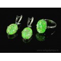 Кольцо и серьги с опалом искусственным, цвет салатовый