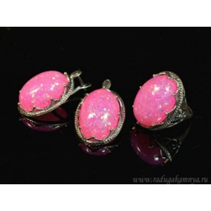 Кольцо и серьги с опалом искусственным, цвет фуксия Кольцо и серьги с опалом искусственным, цвет фуксия