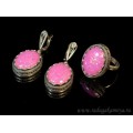 Кольцо и серьги с опалом искусственным, цвет фуксия