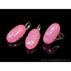 Кольцо и серьги с опалом искусственным, цвет фуксия