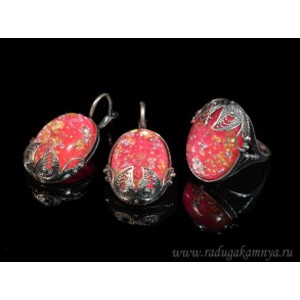 Кольцо и серьги с опалом искусственным, цвет ярко-розовый Кольцо и серьги с опалом искусственным, цвет ярко-розовый