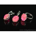 Кольцо и серьги с опалом искусственным, цвет ярко-розовый роза