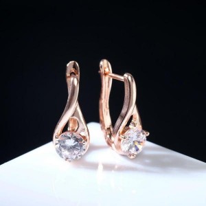 Серьги со стразами "Магия" бусинка в капле, цвет белый, цвет золотистый Серьги со стразами "Магия" бусинка в капле, цвет белый, цвет золотистый