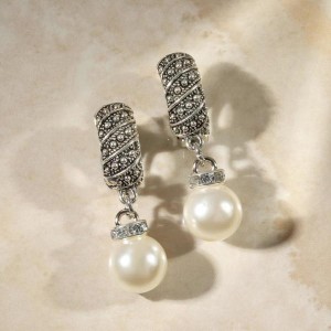 Клипсы "Грейс" диагональ бусин, цвет белый, цвет серебристый