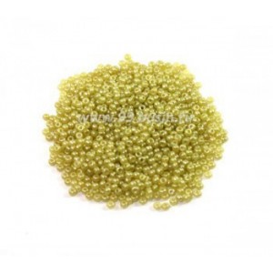 Бисер Чехия натуральный  глазурованный, размер 10, арт. 23570, желто-зеленоватые тона, упаковка 10 грамм