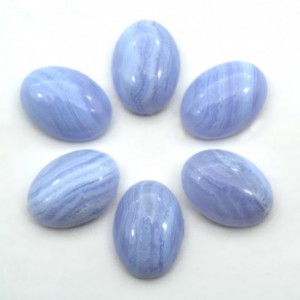 Кабошон из агата голубого Сапфирин, 15*20*6мм.