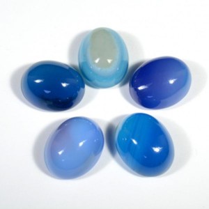 Кабошон из агата тонированного, 20*25*14мм