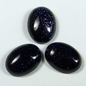 Кабошон из авантюрина(иск.) синий, 15*20*6мм.