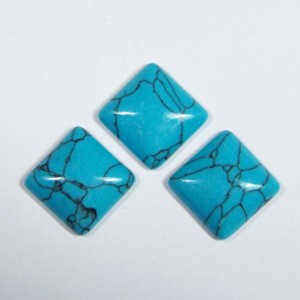 Кабошон из бирюзы (иск.) квадрат, 16*16*5мм. Кабошон из бирюзы (иск.) квадрат, 16*16*5мм.