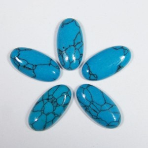Кабошон из бирюзы (иск.) овал, 12*24*4,5мм.