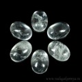 Кабошон из горного хрусталя овал, 13*18*6мм. Кабошон из горного хрусталя овал, 13*18*6мм.