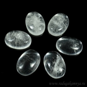 Кабошон из горного хрусталя овал, 18*25*7мм.