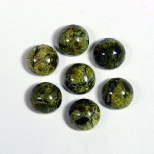 Кабошон из змеевика круг 8*8*4мм