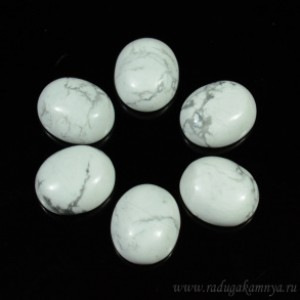 Кабошон из кахолонга искусственного овал, 10*12*6мм.