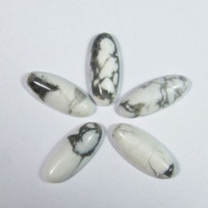 Кабошон говлит овал, 10*25*5мм.