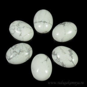 Кабошон из кахолонга искусственного овал, 15*20*7мм.