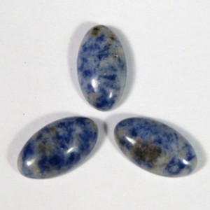 Кабошон из лазурита, 9*16*5мм.