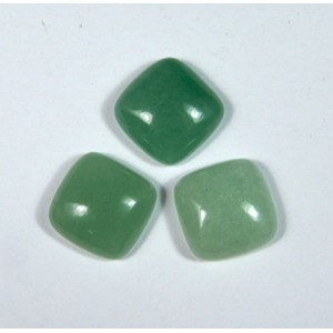 Кабошон из кварца (цвет нефрит) квадрат, 14*14*6мм.