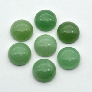 Кабошон из кварца (цвет нефрит) круг, 12*12*5,5мм.