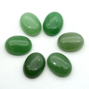 Кабошон из нефрита искусственного овал, 12*16*6мм.