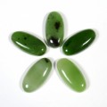 Кабошон из нефрита овал 12*24*5,5мм.